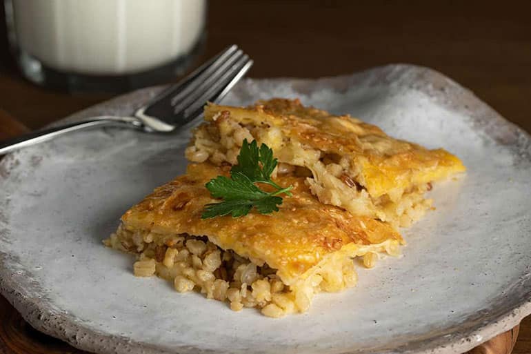 Bakliyatlı Börek Tarifi