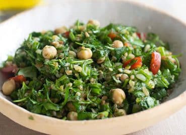 Kinoalı Karabuğday Salatası Tarifi