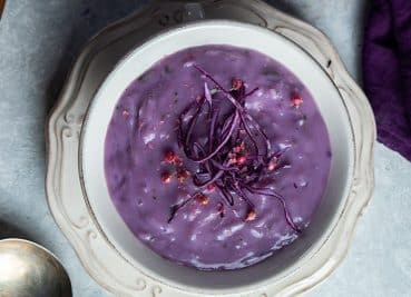 Mor Lahanalı ve Zencefilli Detoks Çorbası Tarifi