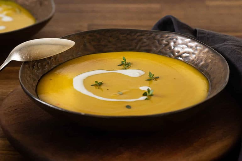 Zerdeçallı Zencefilli Mercimek Çorbası Tarifi