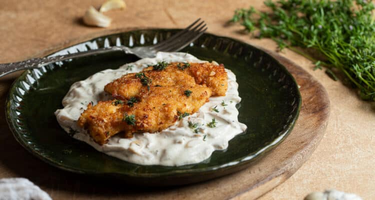 İstiridye Mantar Soslu Çıtır Tavuk Tarifi
