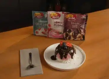 Çilekli Pudingli Parfe Tarifi